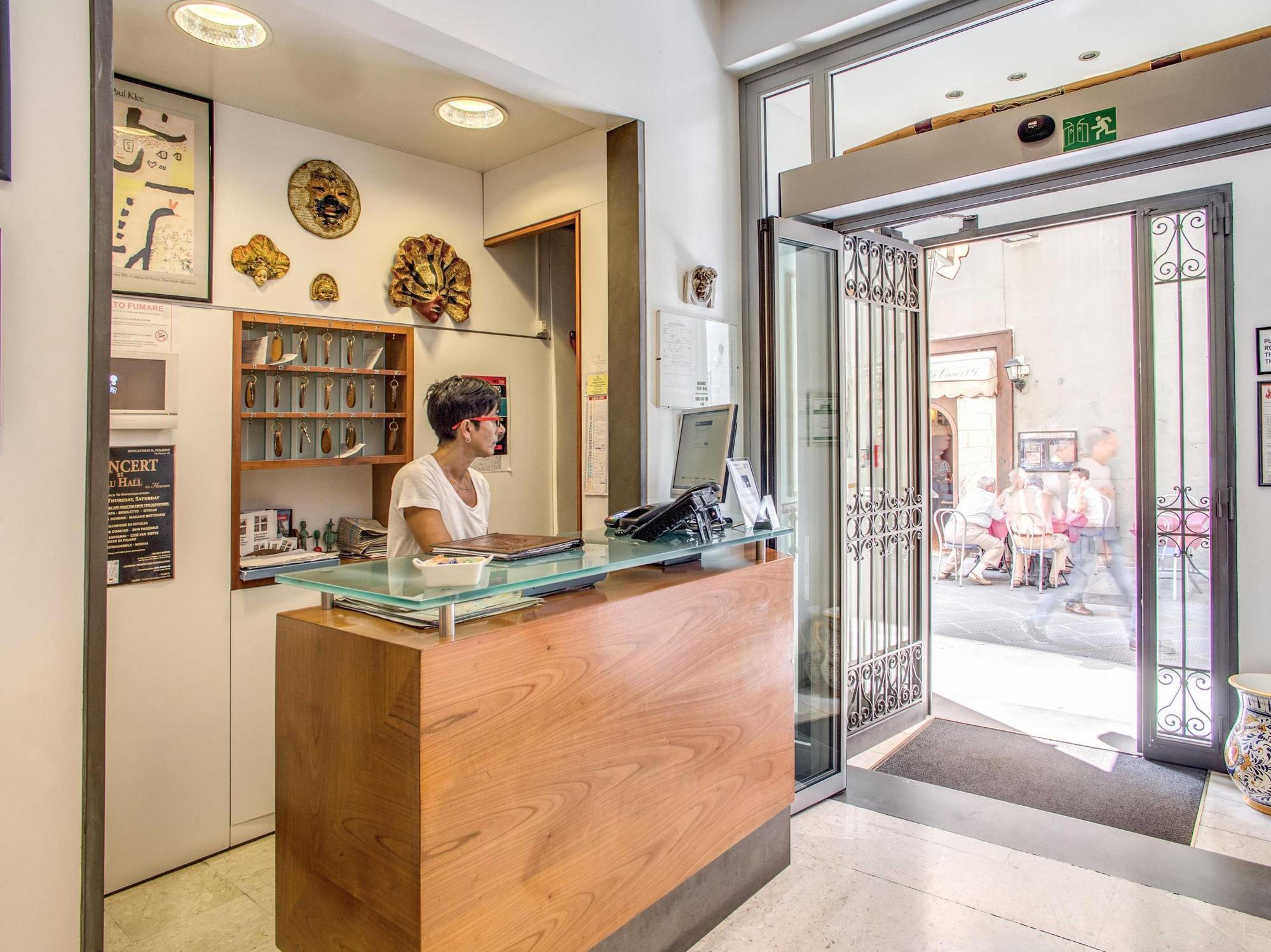Hotel Nuova Italia Florence Buitenkant foto