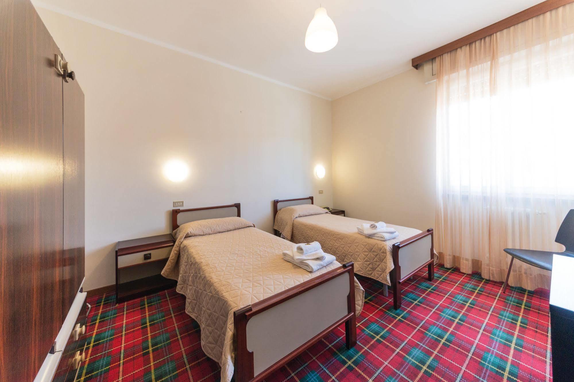 Hotel Nuova Italia Florence Buitenkant foto