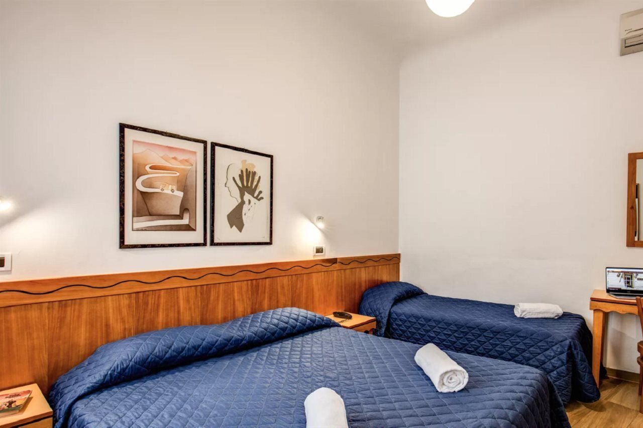 Hotel Nuova Italia Florence Buitenkant foto